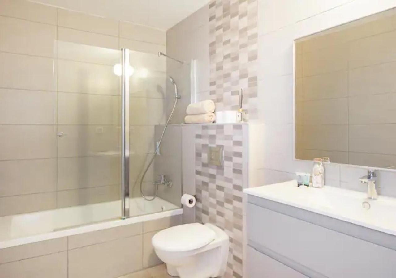 O&O Group- Special Apartment Sea View Luxury Tower بات يام المظهر الخارجي الصورة