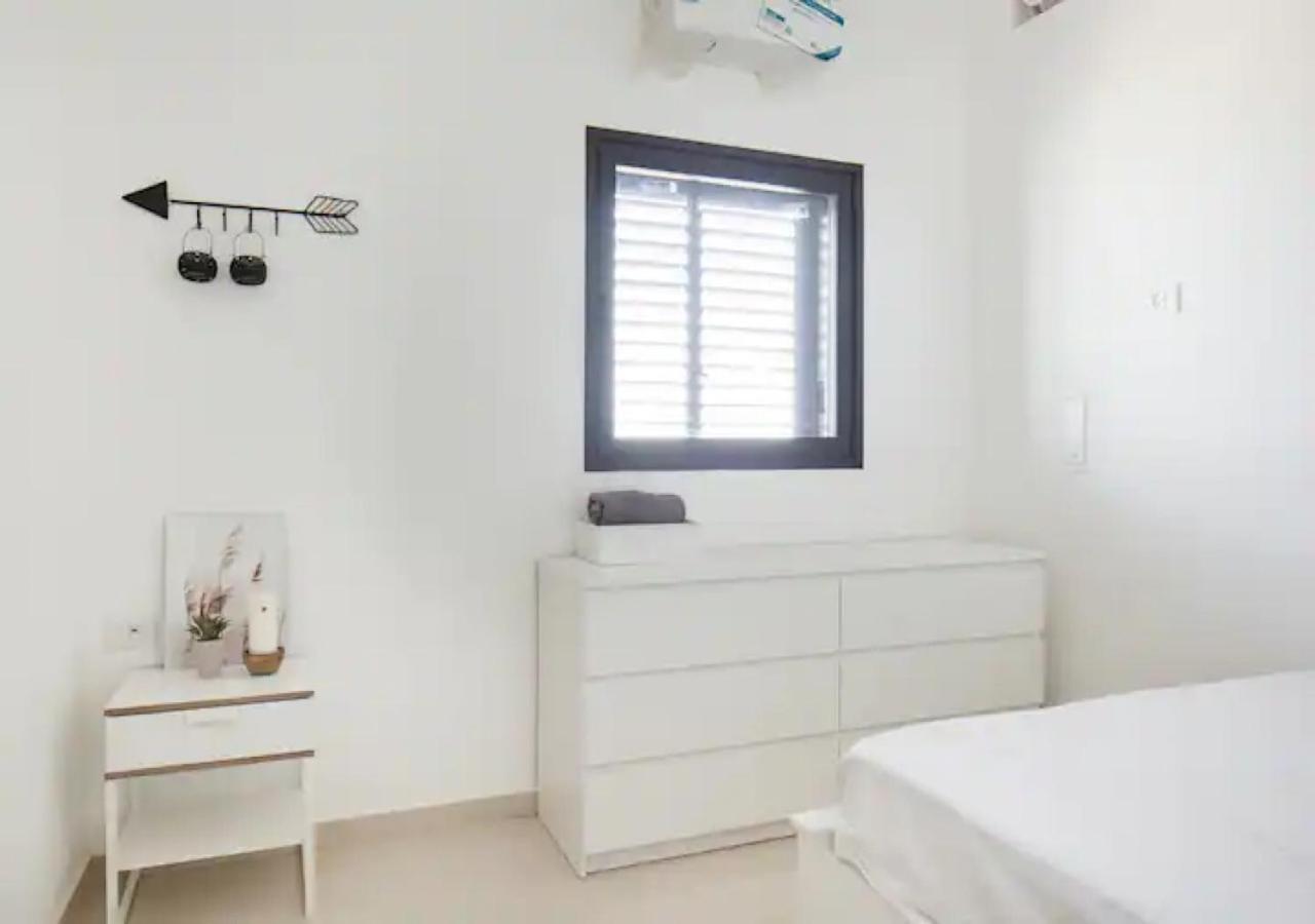 O&O Group- Special Apartment Sea View Luxury Tower بات يام المظهر الخارجي الصورة